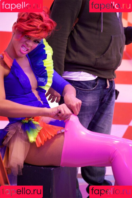 Rihanna Onlyfans Photo Gallery 