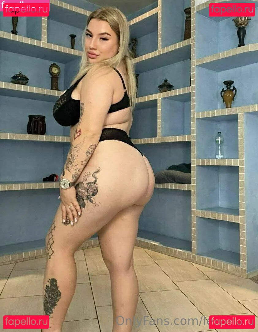 lelymaid Onlyfans Photo Gallery 