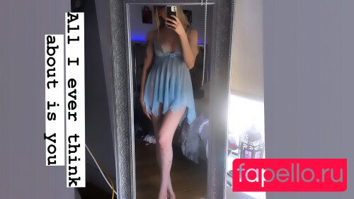 moonstreuxx Onlyfans Photo Gallery 