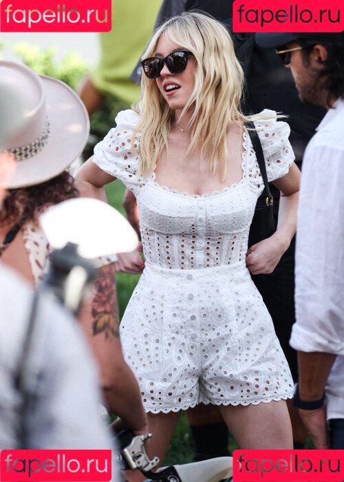 Sydney Sweeney Onlyfans Photo Gallery 