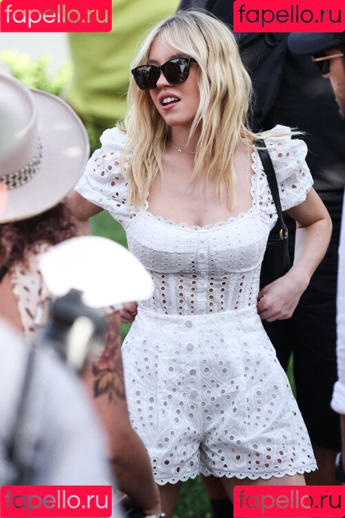 Sydney Sweeney Onlyfans Photo Gallery 