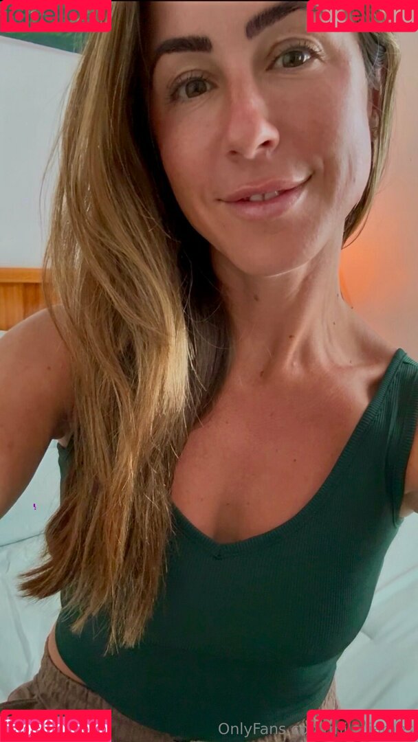 mila_james Onlyfans Photo Gallery 