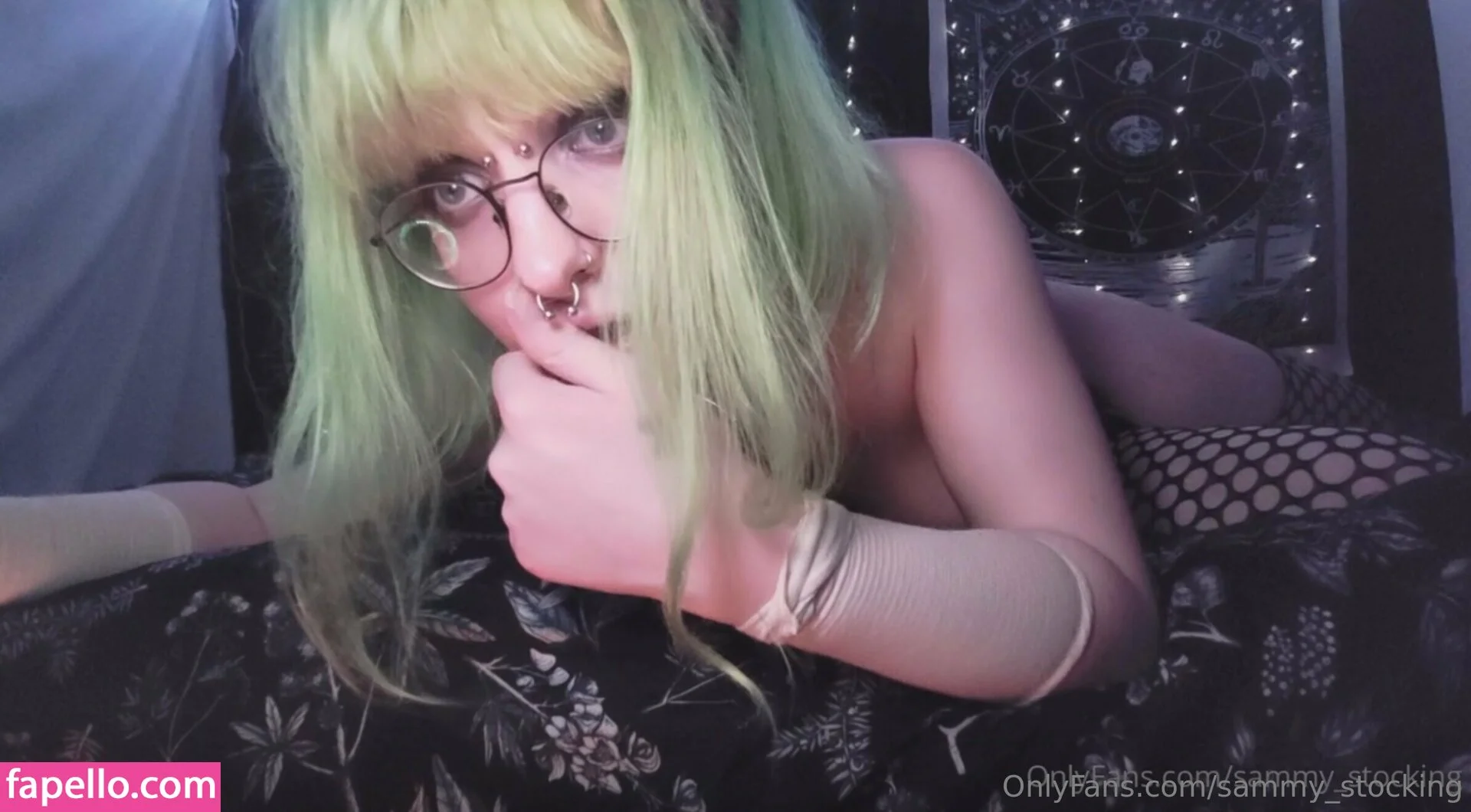 Sammy-Stocking Onlyfans Photo Gallery 