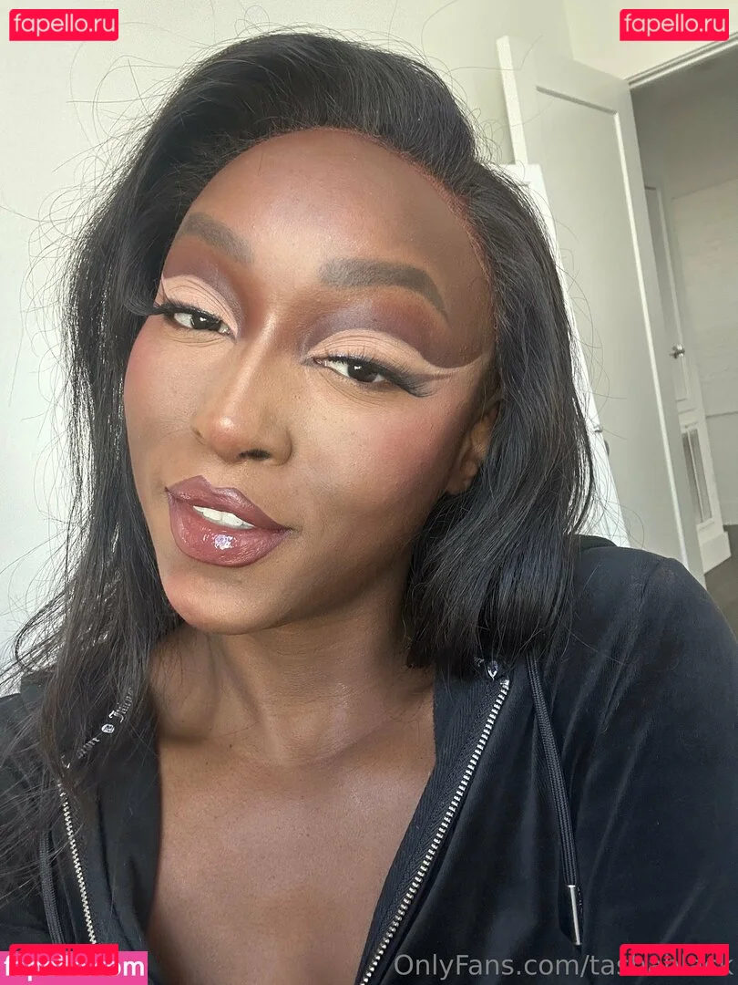 tashablack Onlyfans Photo Gallery 