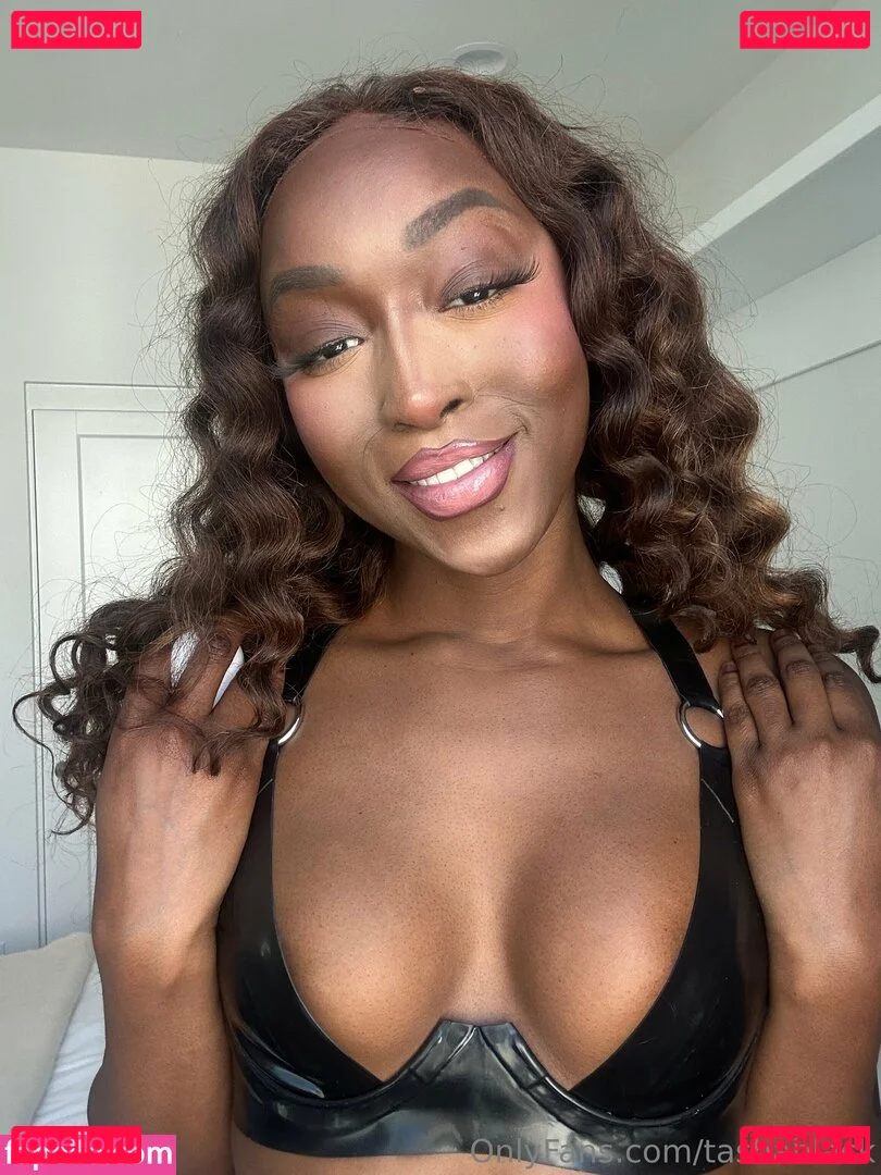 tashablack Onlyfans Photo Gallery 