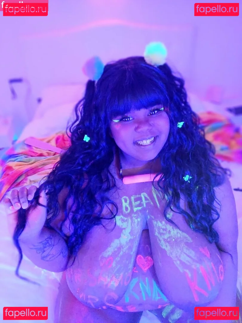 oppaibby Onlyfans Photo Gallery 