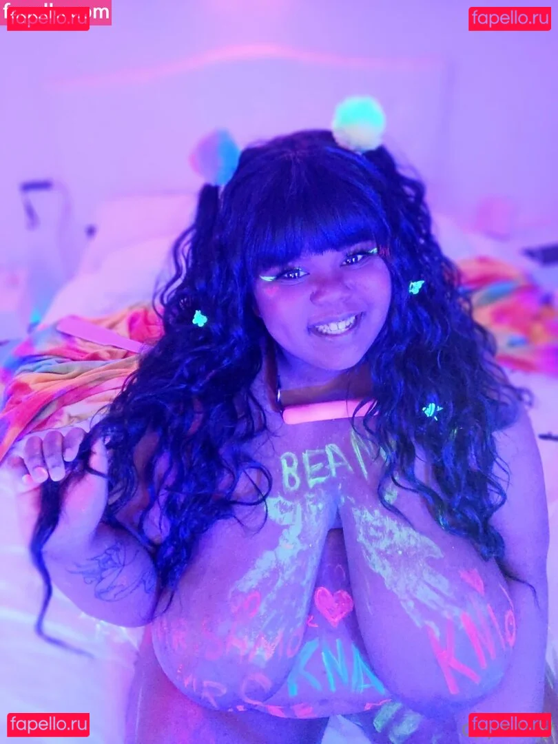 oppaibby Onlyfans Photo Gallery 