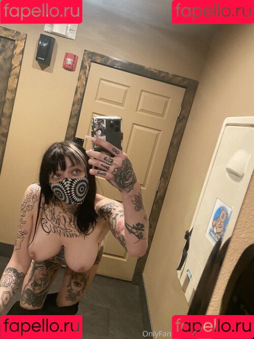 KrispyKremeRose Onlyfans Photo Gallery 