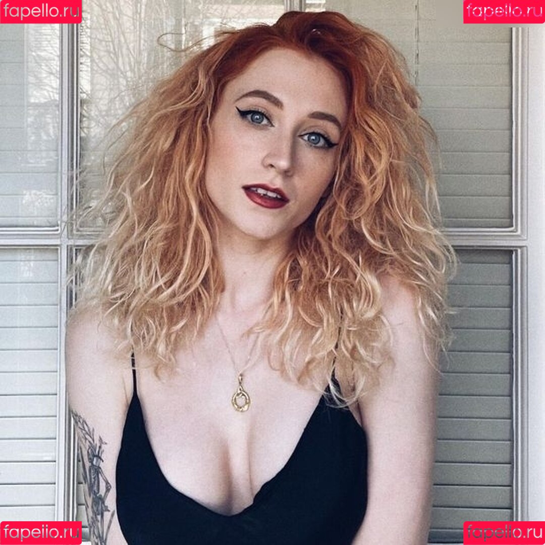 Janet Devlin Onlyfans Photo Gallery 