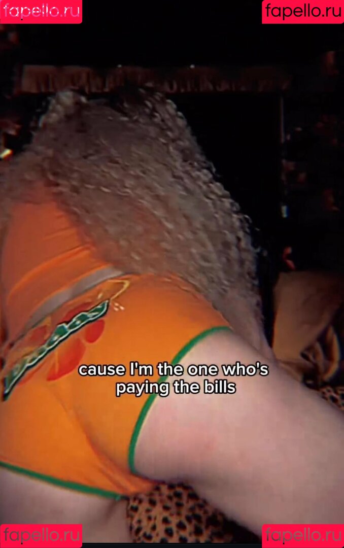 Janet Devlin Onlyfans Photo Gallery 