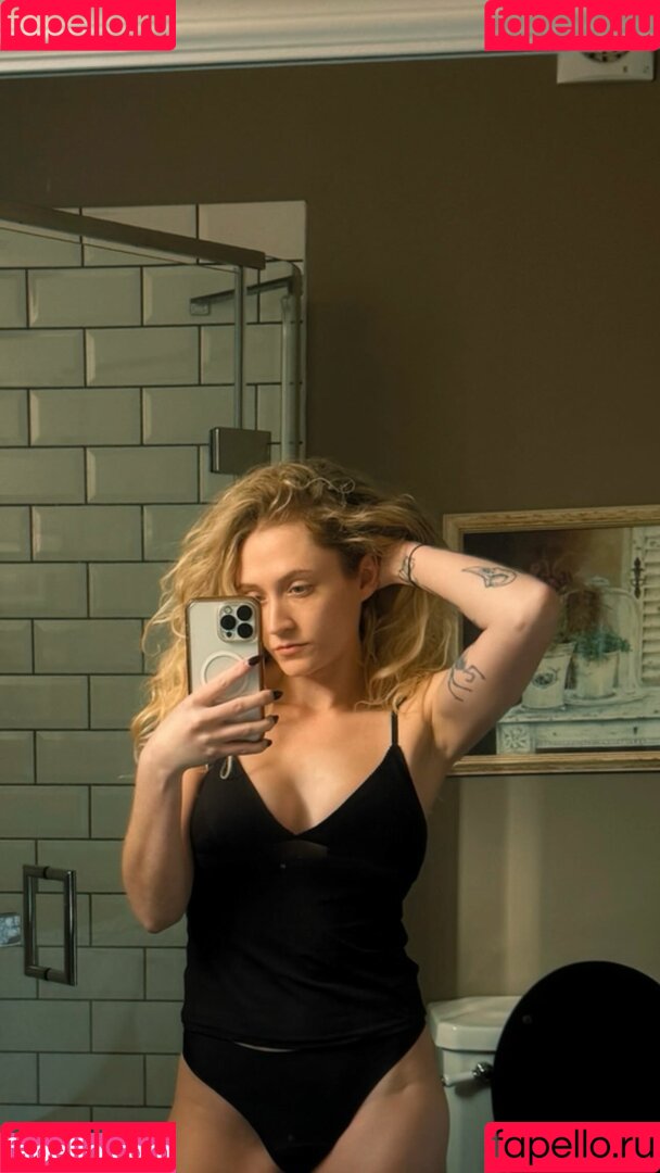 Janet Devlin Onlyfans Photo Gallery 