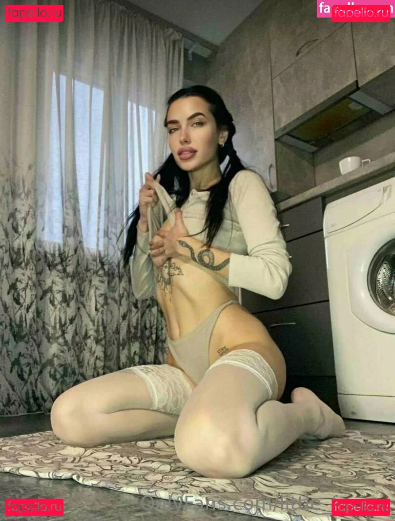 little_foxiee Onlyfans Photo Gallery 