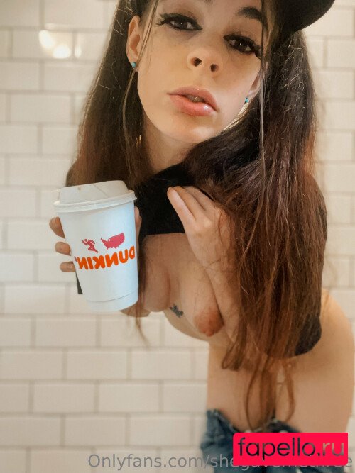 Shegavemethree Onlyfans Photo Gallery 