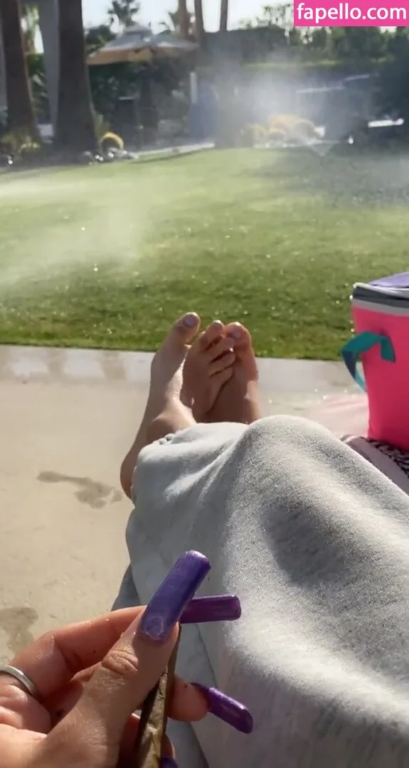 urfavlazyslxt Onlyfans Photo Gallery 