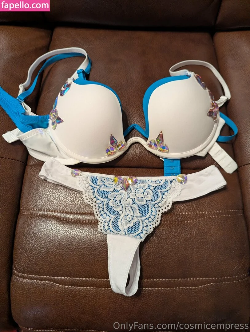 CosmicEmpress Onlyfans Photo Gallery 