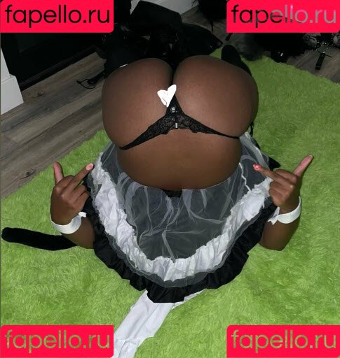 b0nsly Onlyfans Photo Gallery 