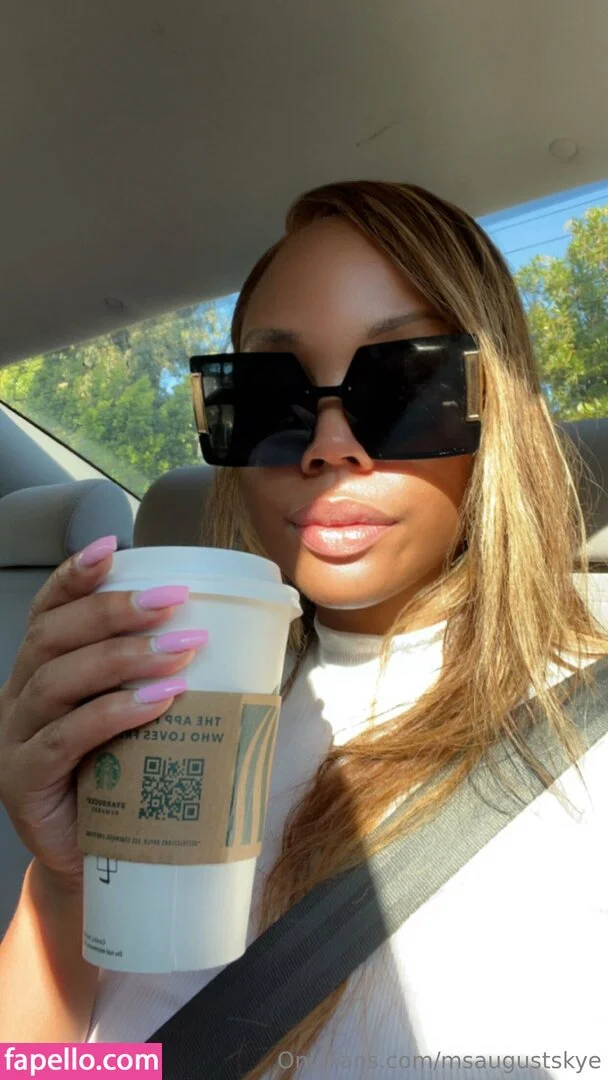 msaugustskye Onlyfans Photo Gallery 