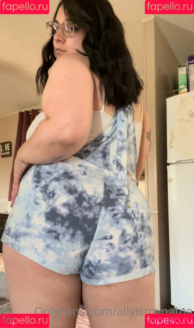 allyismyname Onlyfans Photo Gallery 