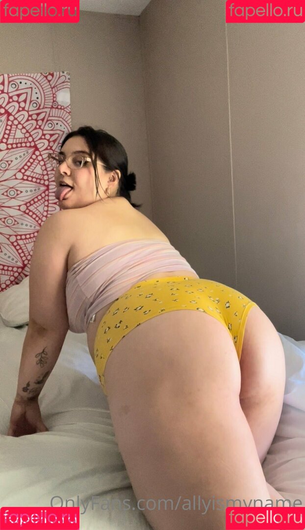 allyismyname Onlyfans Photo Gallery 