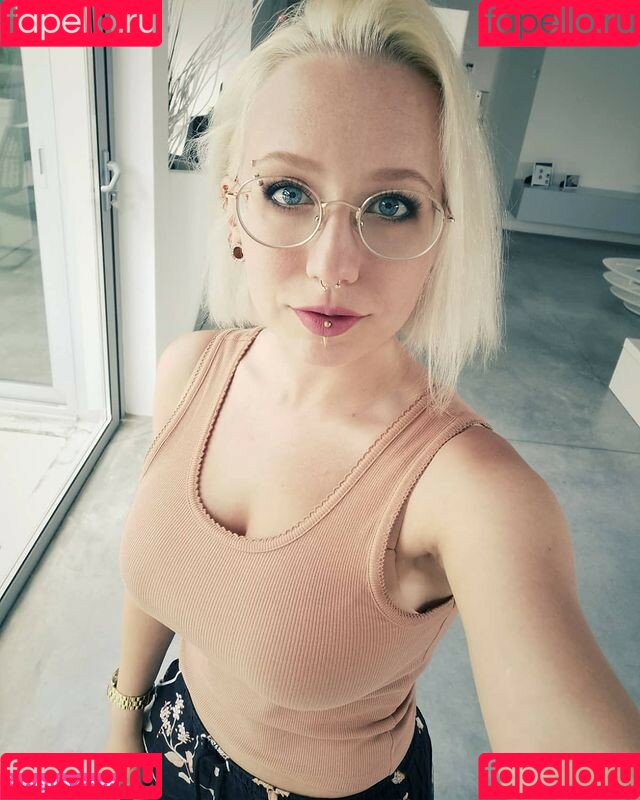 Methvespertine Onlyfans Photo Gallery 