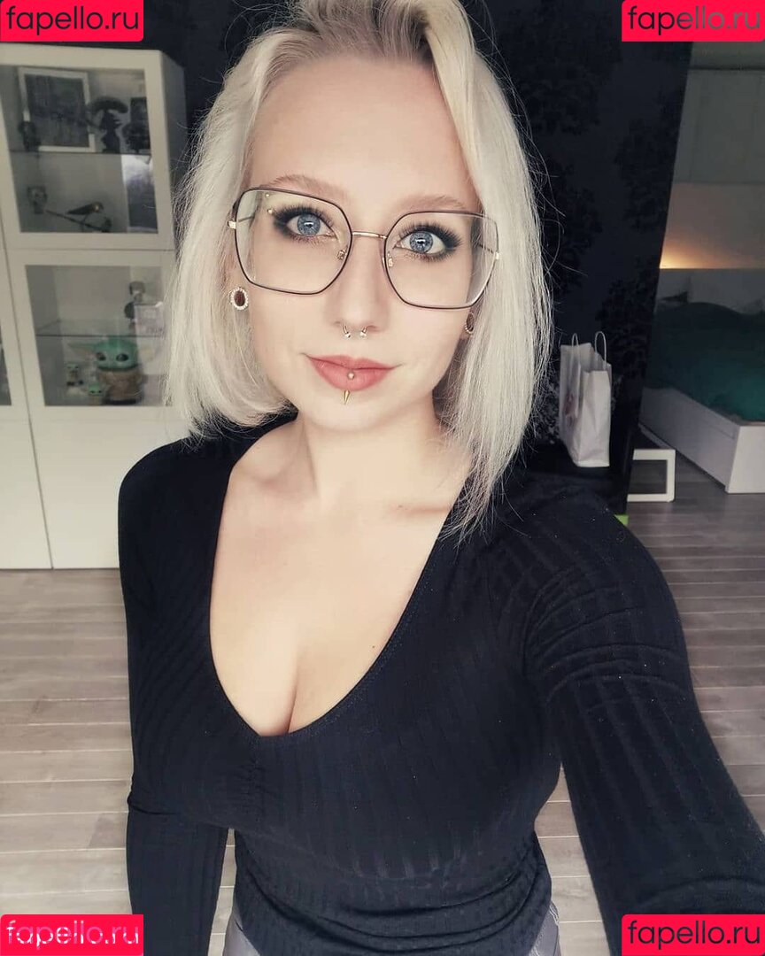 Methvespertine Onlyfans Photo Gallery 