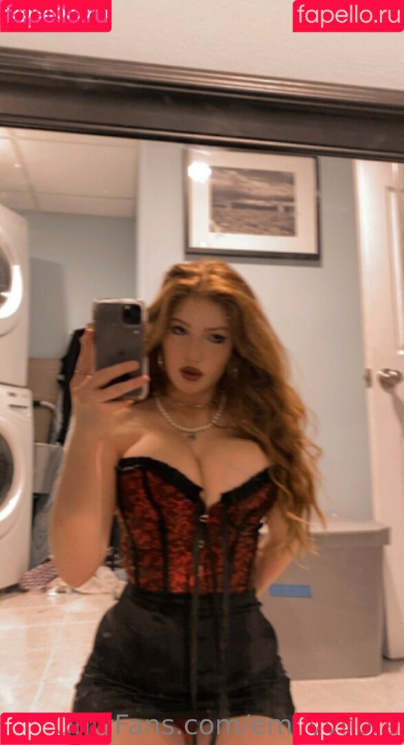 notemilyb Onlyfans Photo Gallery 