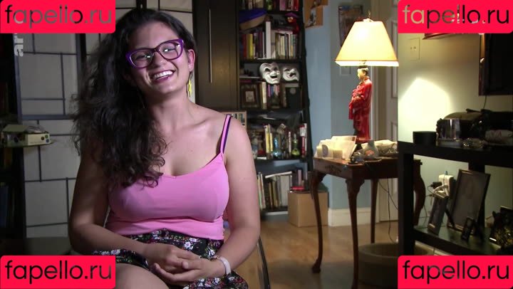 morgangallocomedy Onlyfans Photo Gallery 