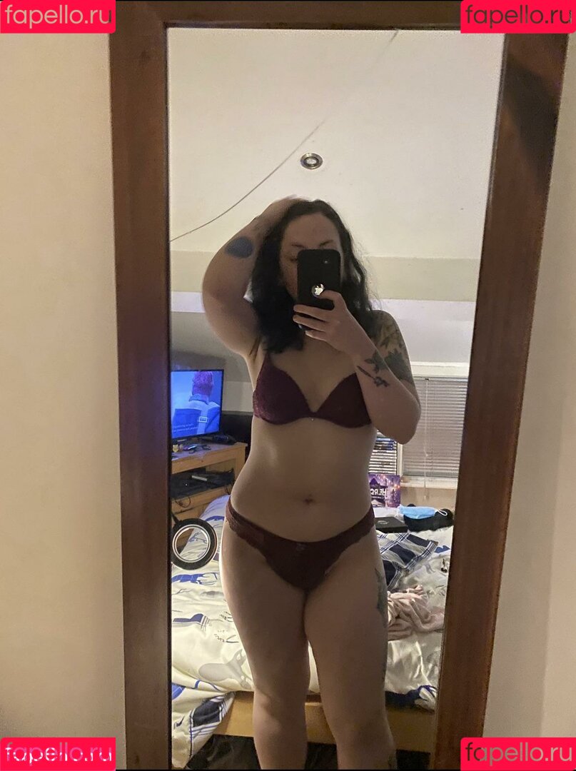 Spitwicked Onlyfans Photo Gallery 