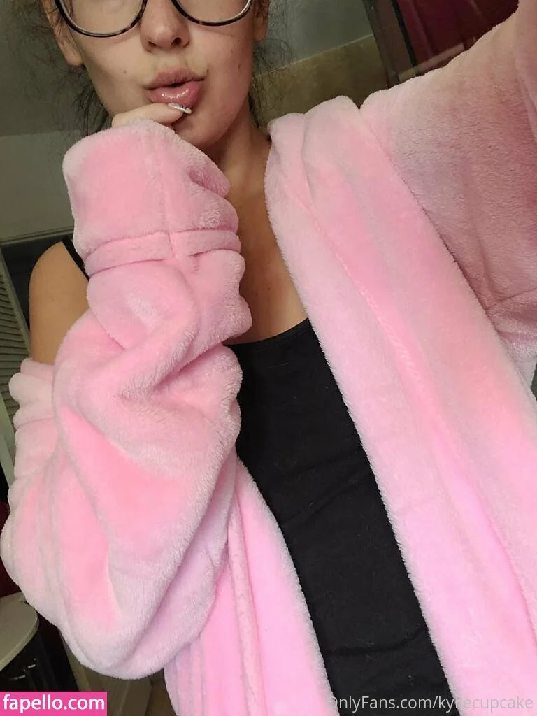 kyliecupcake Onlyfans Photo Gallery 