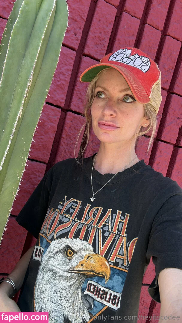 heyitscodee Onlyfans Photo Gallery 