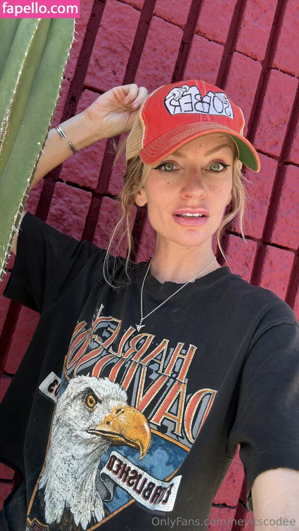 heyitscodee Onlyfans Photo Gallery 