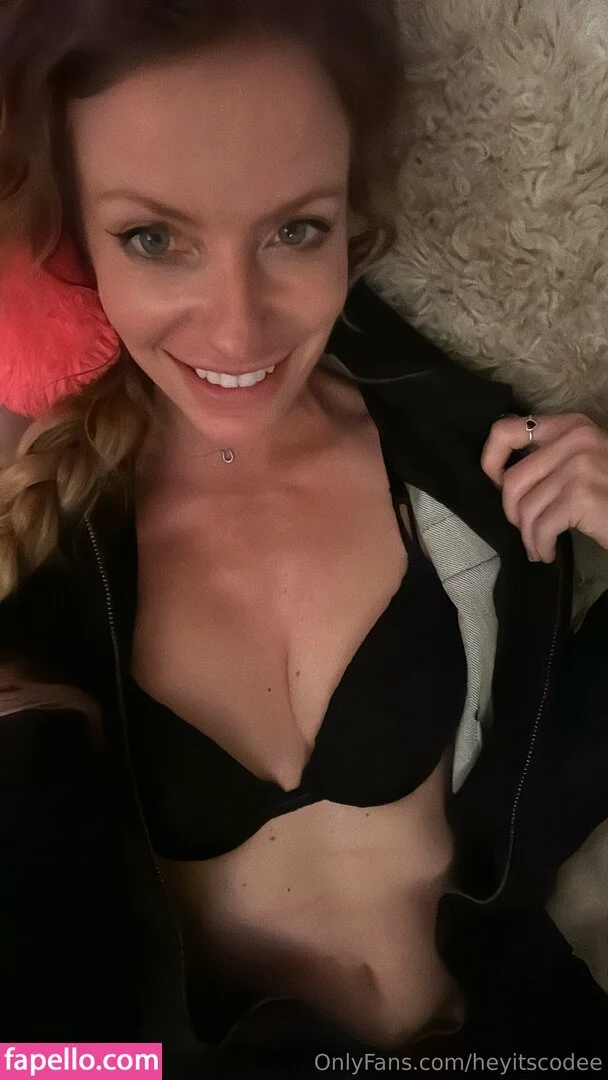 heyitscodee Onlyfans Photo Gallery 