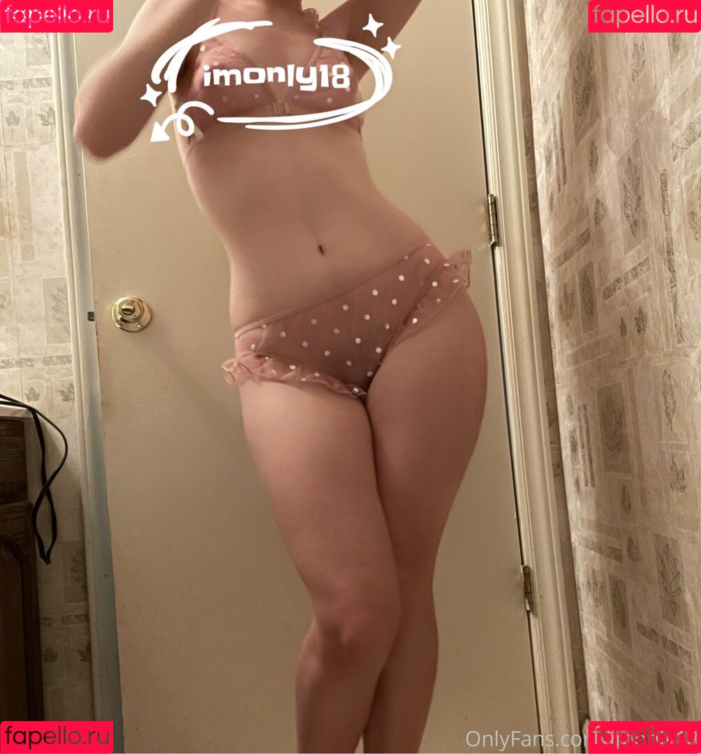 imonly18 Onlyfans Photo Gallery 