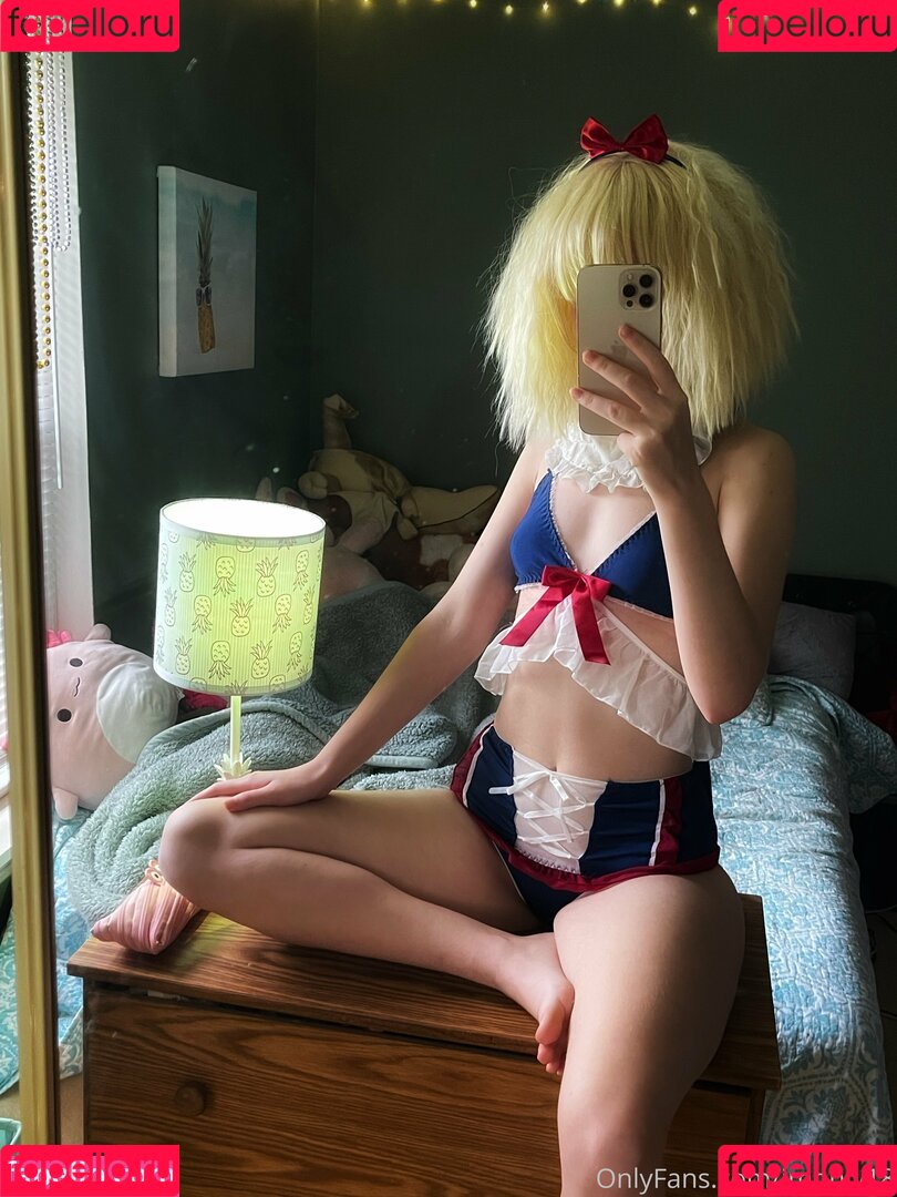 imonly18 Onlyfans Photo Gallery 