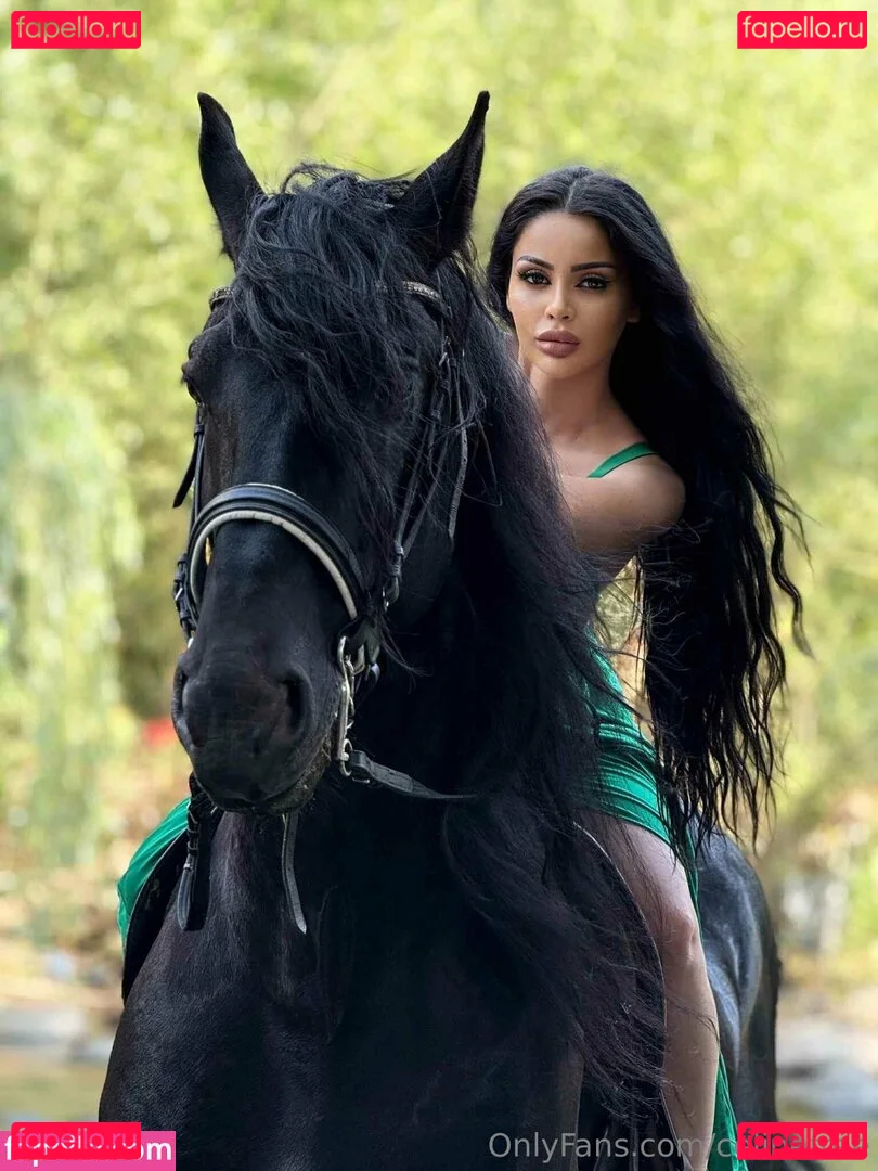 celinefree Onlyfans Photo Gallery 