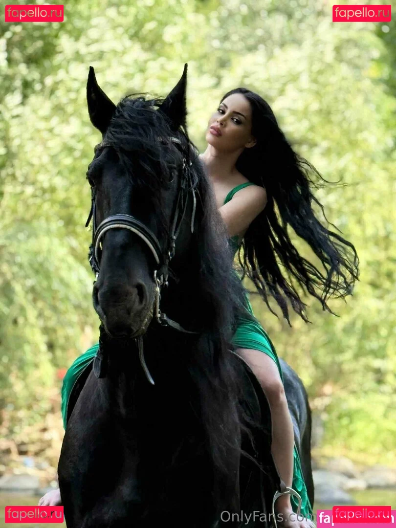 celinefree Onlyfans Photo Gallery 