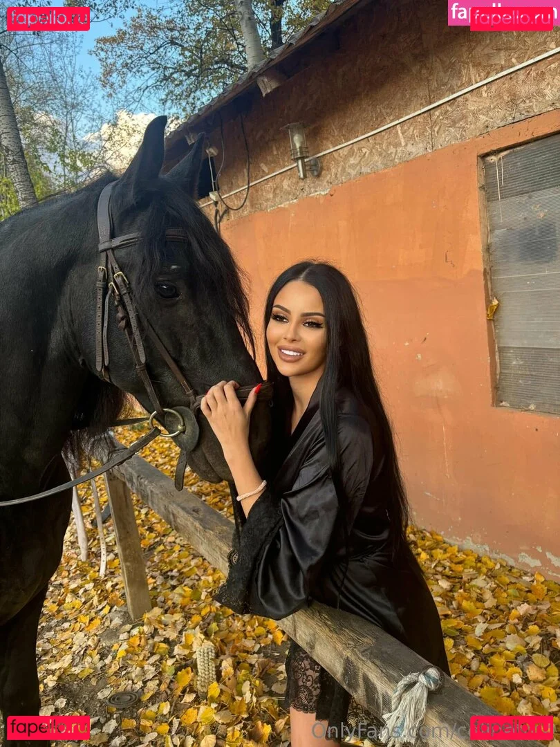 celinefree Onlyfans Photo Gallery 