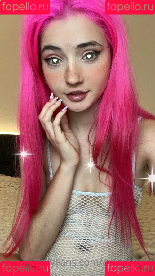 EmmaFiore Onlyfans Photo Gallery 