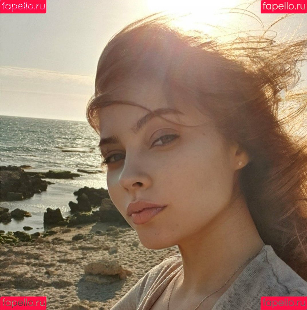 Polina Wiatr Onlyfans Photo Gallery 