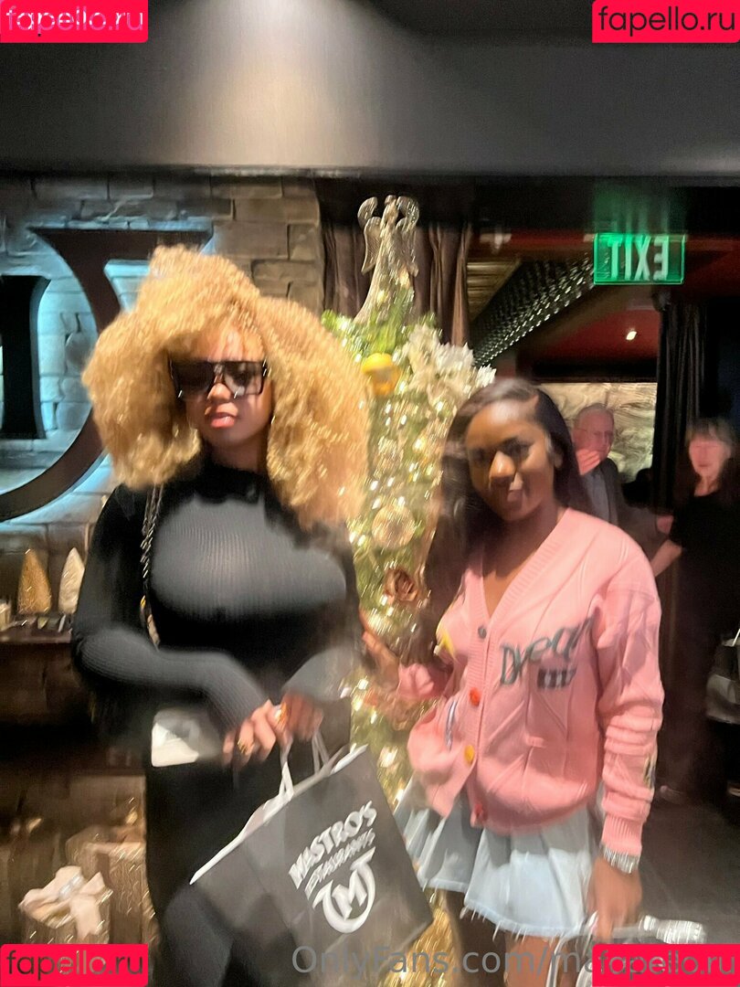 mayaregiii Onlyfans Photo Gallery 