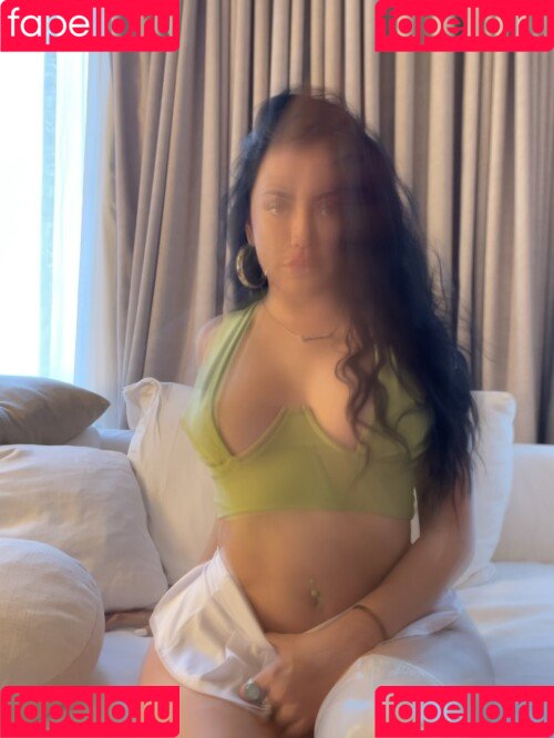 Yahaira Yumi Onlyfans Photo Gallery 