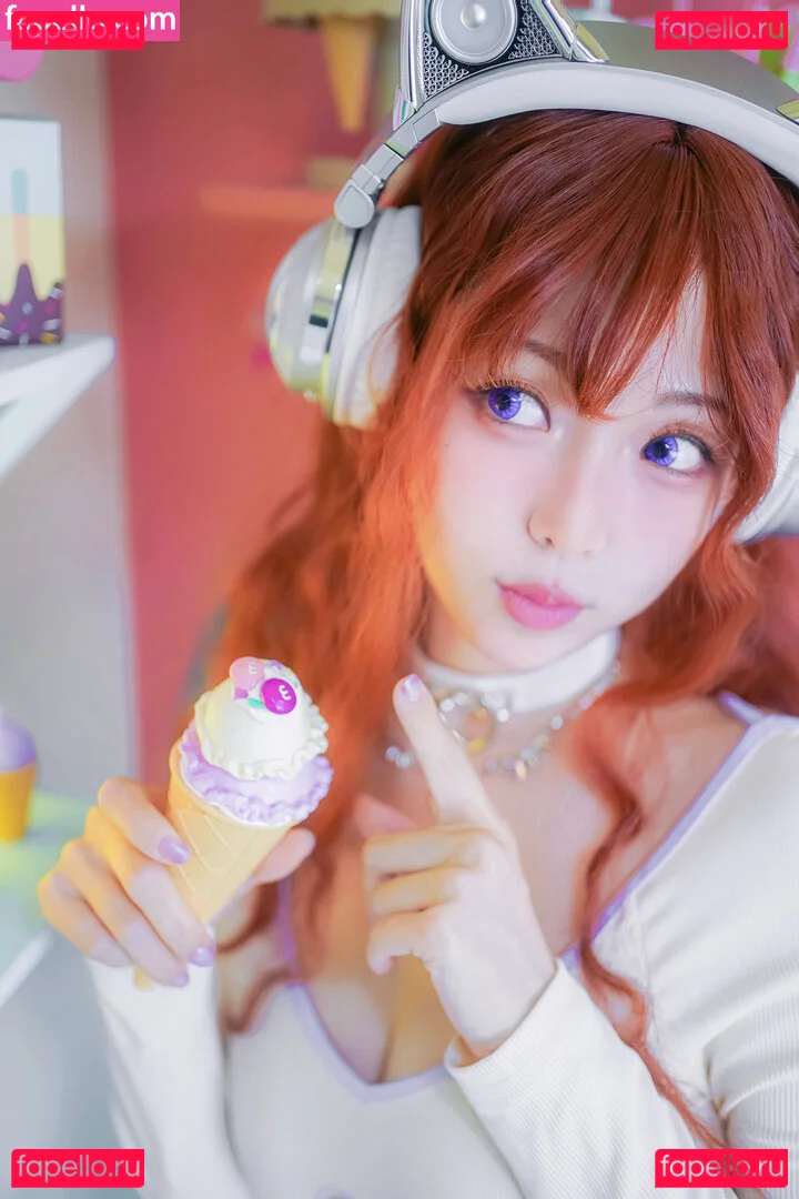 eeelyeee Onlyfans Photo Gallery 