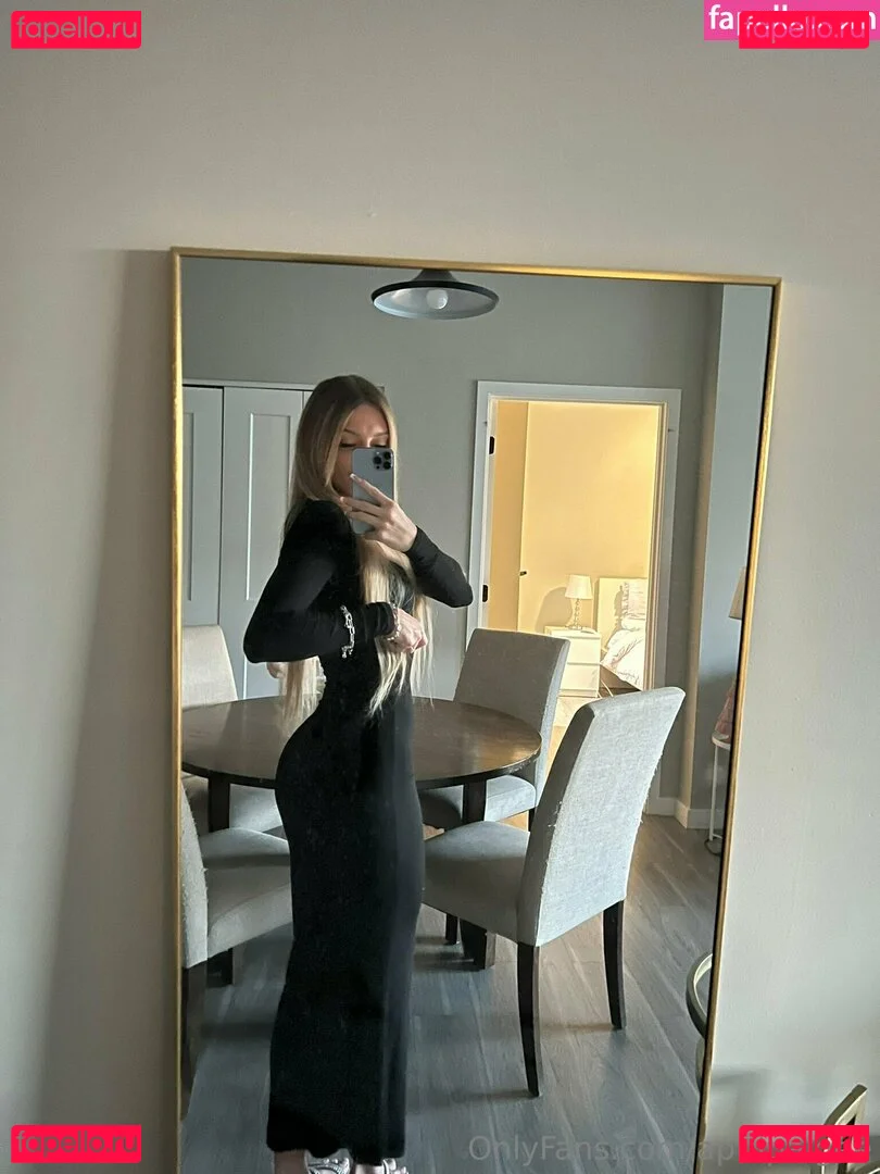 aprilpaigee Onlyfans Photo Gallery 