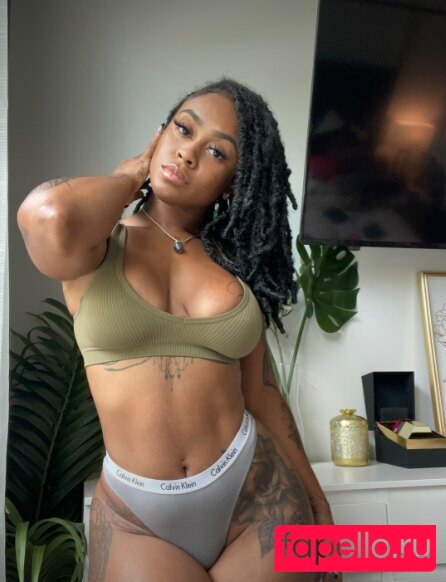 therealbombshell_mint Onlyfans Photo Gallery 