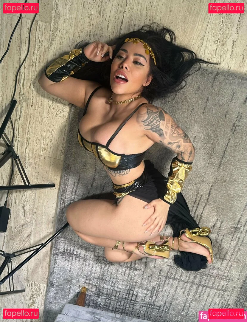 seelatinbeauty Onlyfans Photo Gallery 