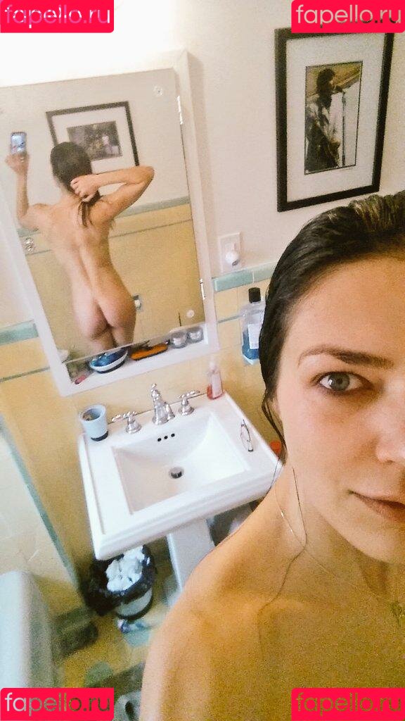 Adrianne Curry Onlyfans Photo Gallery 