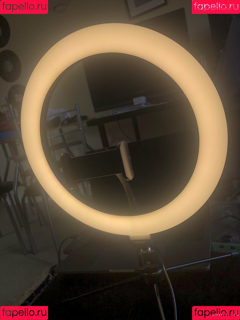 emmafk Onlyfans Photo Gallery 