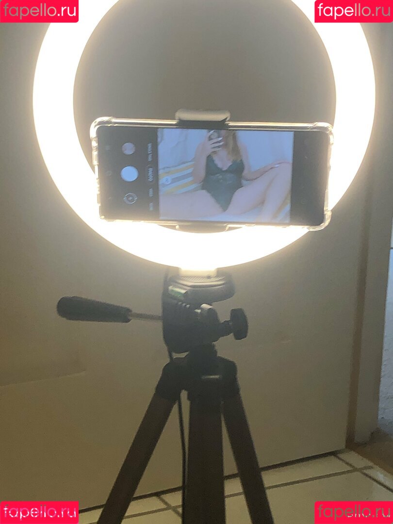 emmafk Onlyfans Photo Gallery 