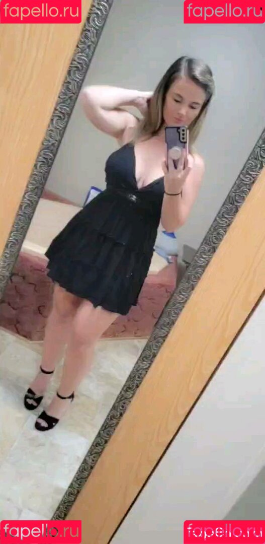 Jennifer Fox Onlyfans Photo Gallery 