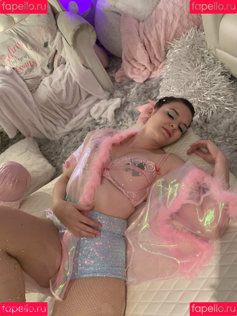 r0sebuddy Onlyfans Photo Gallery 